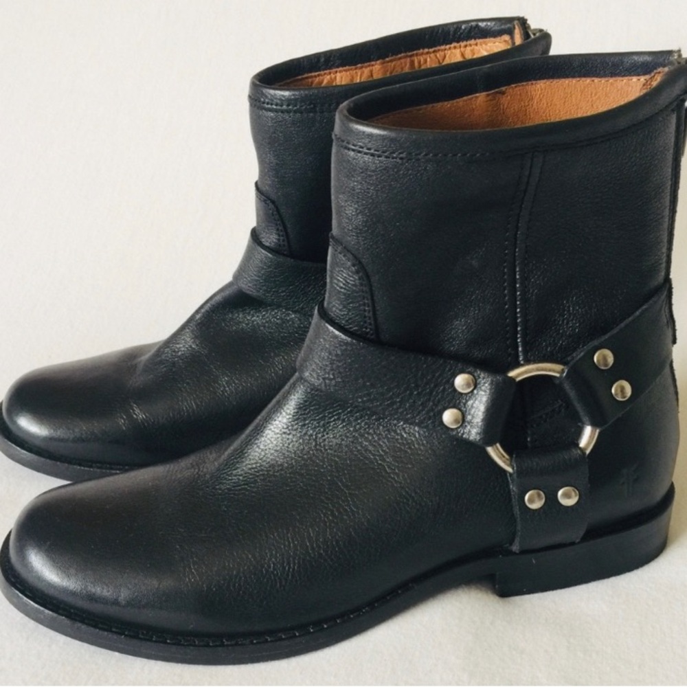 FRYE Phillip Black Leather Boots